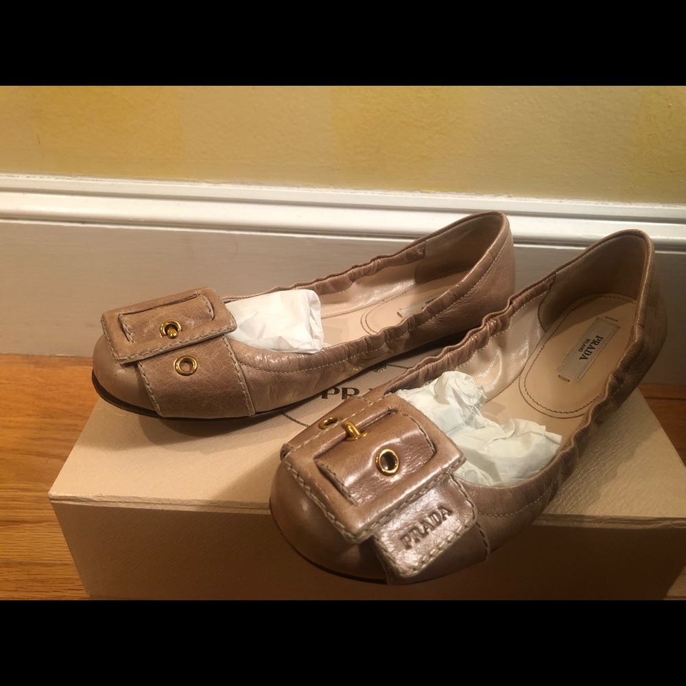PRADA FLATS